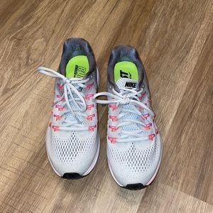 Women’s Nike Zoom Pegasus 33 Running Shoes 9.5